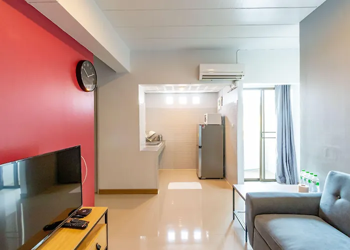 Inn Living Naraa Place 2*